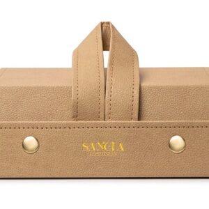 Sancia Tan glasses/sunglasses case